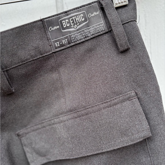 BC ETHIC—Custom Crafted Retro Semi-Baggy Cargo—Mens 32 x 32—B2774N32—VG+ - Picture 11 of 12
